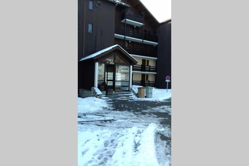 Petit Studio Mansarde 18 M2 Avec Navette Gratuit Aux Pistes De Ski Gresse-en-Vercors Ngoại thất bức ảnh